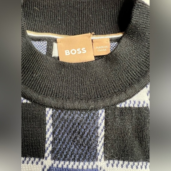 BOSS Blue and black check crew neck crop sweater size L - Picture 14 of 16